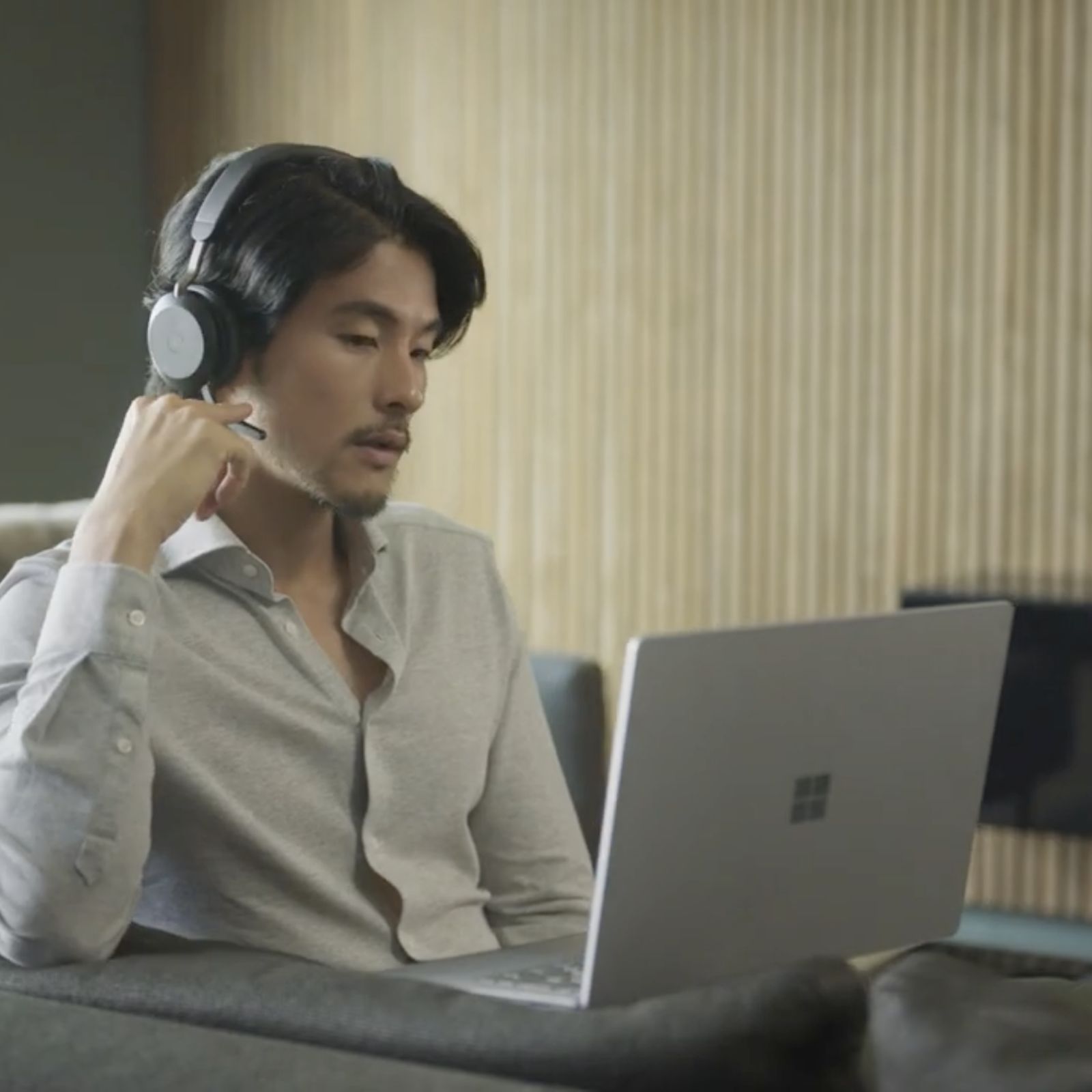 Keep your professionals professional, anytime and anywhere.