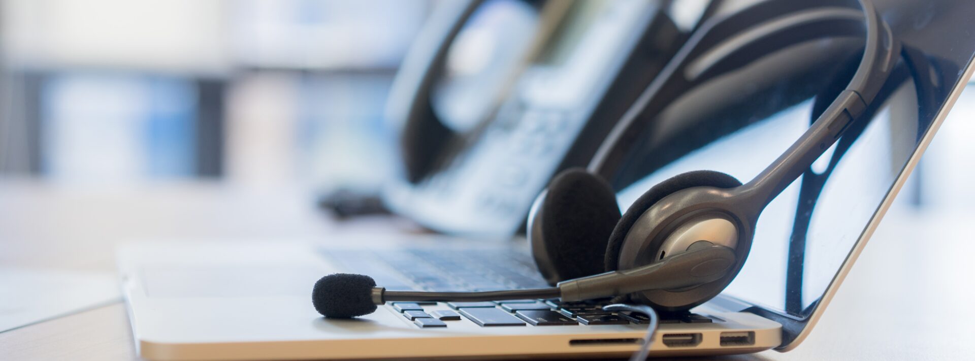 call-center-headset-device-telephone-voip-system v2