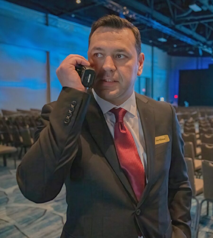 Why Avoira for Radio Hire?